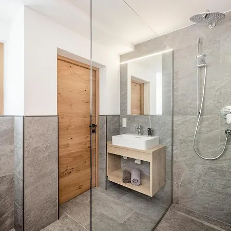 Garni Enzian Apartman Sölden