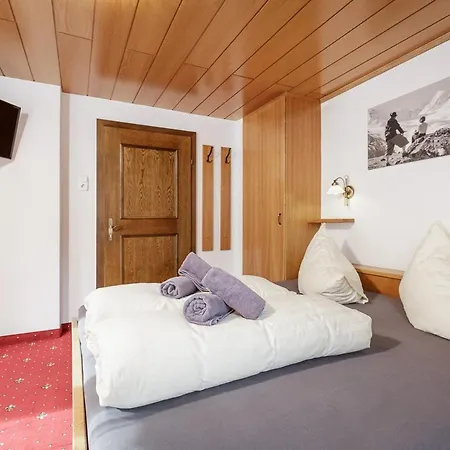 Garni Enzian Apartman Sölden