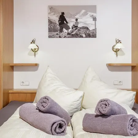 Garni Enzian * Ζόλντεν